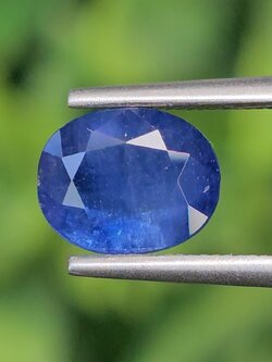 พลอย ไพลิน Blue Sapphire 2.25 กะรัต (Cts.) พลอยแท้ อัญมณีมงคลประจําวันเกิด เครื่องประดับพลอย