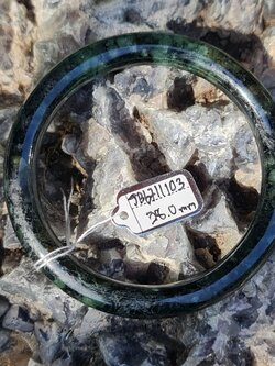 JB6711103 หยก พม่า แท้ Jade กำไลหยก (Jadeite bracelet) พม่า (Myanmar) 58.0 มม.