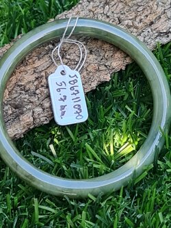 JB6711070 หยก พม่า แท้ Jade กำไลหยก 56.7 มม. (Jadeite bracelet) พม่า (Myanmar)