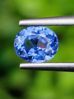 พลอย ไพลิน blue sapphire 0.90 กะรัต (Cts.) พลอยแท้ อัญมณีมงคลประจําวันเกิด เครื่องประดับพลอย