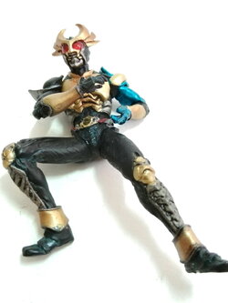 ของเล่น ของสะสม SIC shogon rider agito เอสไอซี โชกอน ไรเดอร์อากิโตะ ตัวนี้ขาดฐานและอาวุธ แต่สภาพดี สูง 10 ซม.