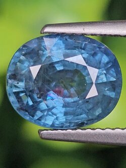 พลอย ไพลิน Blue-Green Sapphire 4.52 กะรัต (Cts.)พลอยแท้ อัญมณีมงคลประจําวันเกิด เครื่องประดับพลอย