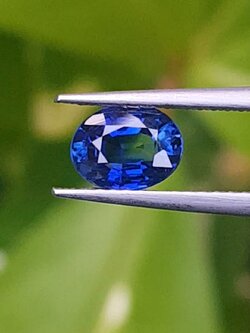 พลอย ไพลิน Blue Sapphire 1.07 กะรัต (Cts.) พลอยแท้ อัญมณีมงคลประจําวันเกิด เครื่องประดับพลอย