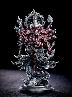 พระพิฆเนศสุริยะเทพ สุริยาบินายัค Surya Binayak รหัส7 เนื้อชนวนมหามวลสาร ชุบแบล็คกายแดง