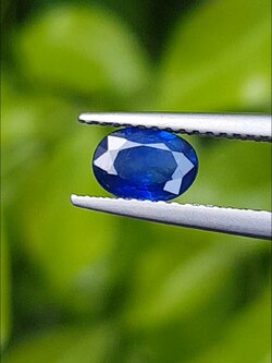 พลอย ไพลิน Blue Sapphire 0.85 กะรัต (Cts.) พลอยแท้ อัญมณีมงคลประจําวันเกิด เครื่องประดับพลอย