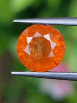 พลอย สเปสซาร์ไทต์ Spessartite Garnet 2.42 กะรัต Cts. พลอยแท้ อัญมณีมงคลประจําวันเกิด เครื่องประดับพลอย