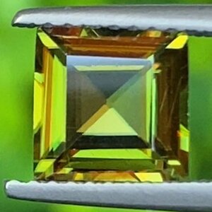 สฟีน (Sphene)