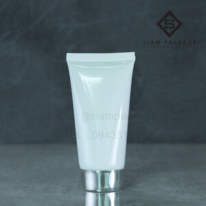 หลอดโฟมสีขาว 50g. ฝาเกลียวสีเงินเงา
