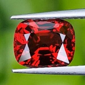 สปิเนล (Spinel)