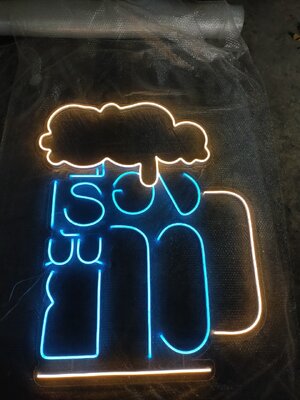 ไฟนีออน เฟค