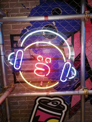 งานไฟดัด ลูกค้าLINE ติดตั้งสยามสแควร์วัน