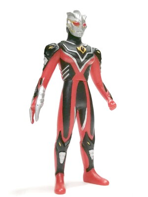 ซอฟ 4 นิ้ว ดาร์คเมฟิสโต้ ตาแดง อุลตร้าแมนตัวร้าย จากอุลตร้าแมนเนกซัส สภาพดีมีรอยบ้าง ขนาดตามภาพค่อนข้างหายาก