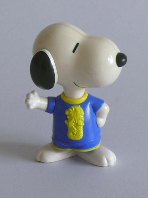 ของสะสมงานเก่าจากแมคโดนัลด์ สนูปปี้ซีรี่ย์ ใส่ชุดประจำชาติต่างๅ