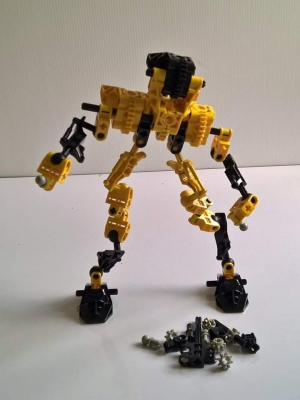 ชุดตัวต่อพลาสติกเสริมทักษะ แยกได้ทุกชิ้นส่วนและสามารถประกอบเป็นอะไรก็ได้ตามใจนึก สีเหลือง