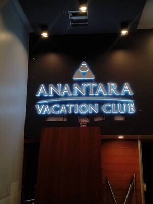 ป้ายอักษรเเสตนเลน ไฟออกหลัง '' ANANTARA ''