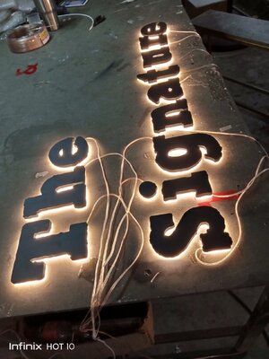 ป้ายไฟออกหลัง