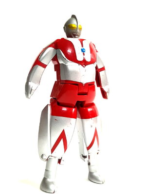 มีหลายภาพ,ฟิกเกอร์ ไข่ อุลตร้าแมน ขนาดตามรูป มือสอง สภาพดีมีรอยบ้าง สติ๊กเกอร์ครบสแกนได้