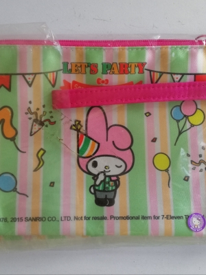 กระเป๋าเอนกประสงค์สีเขียว-ชมพู ลาย My Melody จาก Sanrio ของสะสมจากยูนิลิเวอร์