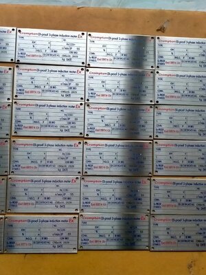 ป้ายกัดกรด