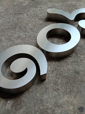 ป้ายกัดกรด