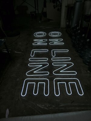 ไฟนีออน เฟค