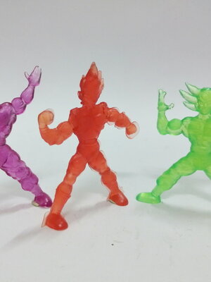 ตุ๊กตุ่นยาง ดราก้อนบอล เทนชินฮัน(ม่วง) โกคู(เขียว) โกคูซุปเปอร์ไซยา(ส้ม)