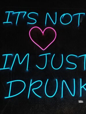 ไฟนีออน เฟค