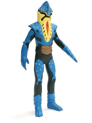 ซอฟ 4.5 นิ้ว มนุษย์แปลงซีโอมาเนคิงส์ มนุษย์ดัดแปลง องค์การช้อคเกอร์ จาก คาเมนไรเดอร์ (ไอ้มดแดงอาละวาด) สภาพดีื