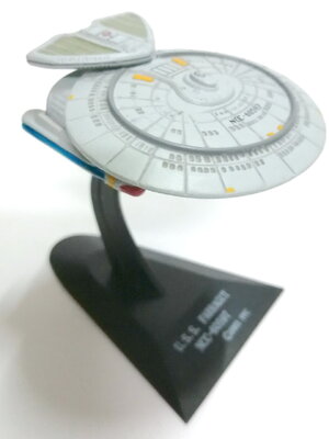 ของสะสม ยาน USS FARRAGUT NCC 60597 ขนาดยาวราว 4 นิ้ว ถอดได้บางชิ้น พร้อมฐาน งานเก่าเก็บ