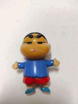 ตุ่นพลาสติก ชินจัง พรีเมี่ยม สุกี้MK งานเก่าเก็บสะสม มือสองตามสภาพ มีรอยบ้าง