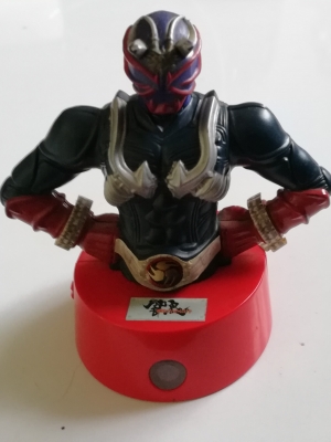ของเล่น bust ครึ่งตัว ของสะสมจากแมคโดนัลด์ เป็นกล้องดูภาพไรเดอร์ ฮิบิกิ Masked Rider Hibiki, **สภาพเก่าเก็บสะสม กระดาษสติ๊กเกอร์กาวเก่า หลุดตามภาพ