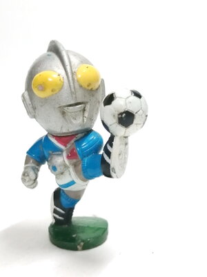 ตุ่นยางตัน อุลตร้าแมนเตะบอล พรีเมียมของฟิล์ม โคนิก้า ขนาดตามรูป เก่าเก็บตามสภาพ