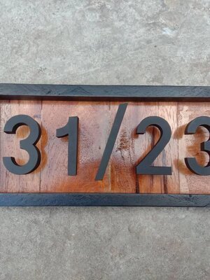 ป้ายบ้านเลขที่ สแตนเลสทำสี กรอบไม้