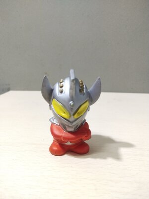 ตุ๊กตายาง ขนาด3นิ้ว อุลตร้าแมนทาโร่SD ขนาดตามรูป สภาพดีมีรอยบ้าง