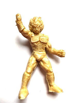 ตุ๊กตุ่นยาง เบจีต้า สีขาวขุ่น ขนาด 4 นิ้ว จากเรื่อง ดราก้อนบอลล์ เก่าตามสภาพ ครบสมบูรณ์ไม่ชำรุด