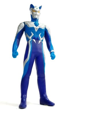 ซอฟ 4.5 นิ้ว ขนาดตามรูป อุลตร้าแมนซีโร่ ร่างสีน้ำเงิน สตรองมิราเคิล สภาพดี มีรอยบ้าง