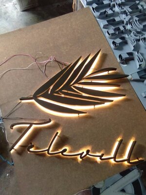 ป้ายไฟออกหลัง