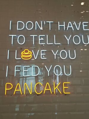 ป้ายไฟนีออน