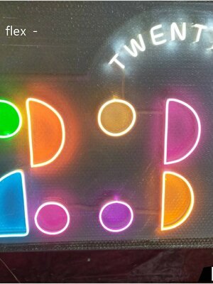 ไฟนีออนดัด LED สีตามแบบ อะคริลิคใสรองหลัง