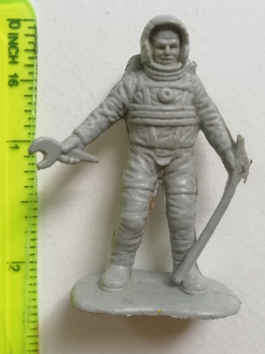 ของเล่น ย้อนยุค ของสะสมเรโทร " ตุ๊กตุ่น แอ๊นท์ 2" Ants ตุ๊กตุ่นพลาสติกสีเทา นักบินอาวกาศ