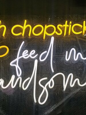 ป้ายไฟนีออน