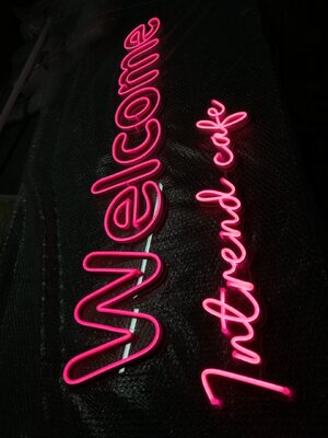 ป้ายไฟนีออน