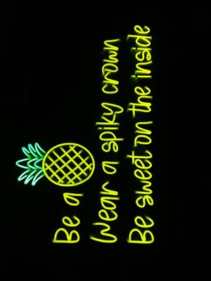 ป้ายไฟนีออน