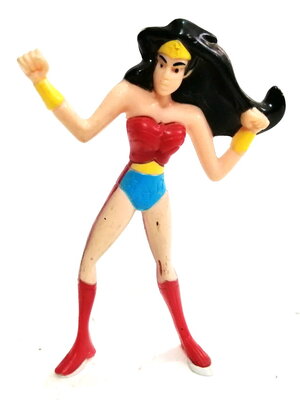 ฟิกเกอร์ประดับ วันเดอร์วูเมน รุ่นอนิเมชั่น สามารถแยกชิ้นได้ สูงราว 11 ซม.งานเก่าเก็บ**สีมีตำหนิตามภาพ
