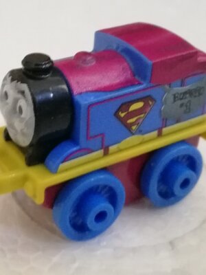 โมเดลรถเหล็กคันเล็ก โธมัส พิมพ์ลายโลโก้ ซุปเปอร์แมน ขนาดตามภาพ Die cast car, Thomas-Superman, ไม่มีแพ็ค โปรดตรวจสอบทุกภาพ