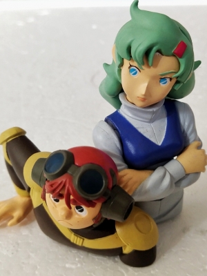 ของเล่น ของสะสม ฟิกเกอร์ บัซครึ่งตัว พระเอกคนขับหุ่น ดาแกรม/ดั๊กแกรม และนางเอก