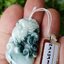 หยก พม่า แท้ Jade จี้หยก (jadeite) แกะสลักรูปม้า (ปีมะเมีย) ดิบ ไม่ผ่านการปรับปรุง (Type A) พม่า (Myanmar)
