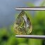 พลอย เขียวส่อง Green Sapphire 2.06 กะรัต (Cts.) ดิบ (Unheated) พลอยแท้ อัญมณีมงคลประจําวันเกิด เครื่องประดับพลอย