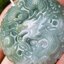 หยก พม่า แท้ Jade จี้หยก (jadeite) แกะสลักรูปมังกร ดิบ ไม่ผ่านการปรับปรุง (Type A) พม่า (Myanmar)
