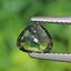 พลอย เขียวส่อง Green Sapphire 1.02 กะรัต (Cts.) ดิบ Unheated พลอยแท้ อัญมณีมงคลประจําวันเกิด เครื่องประดับพลอย